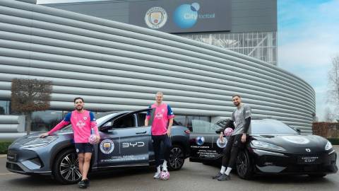 Đối tác BYD của Man City trình làng hệ thống sạc xe điện siêu nhanh